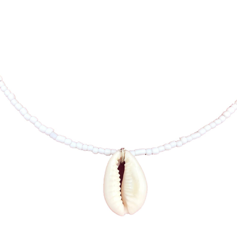 Basic white shell necklace
